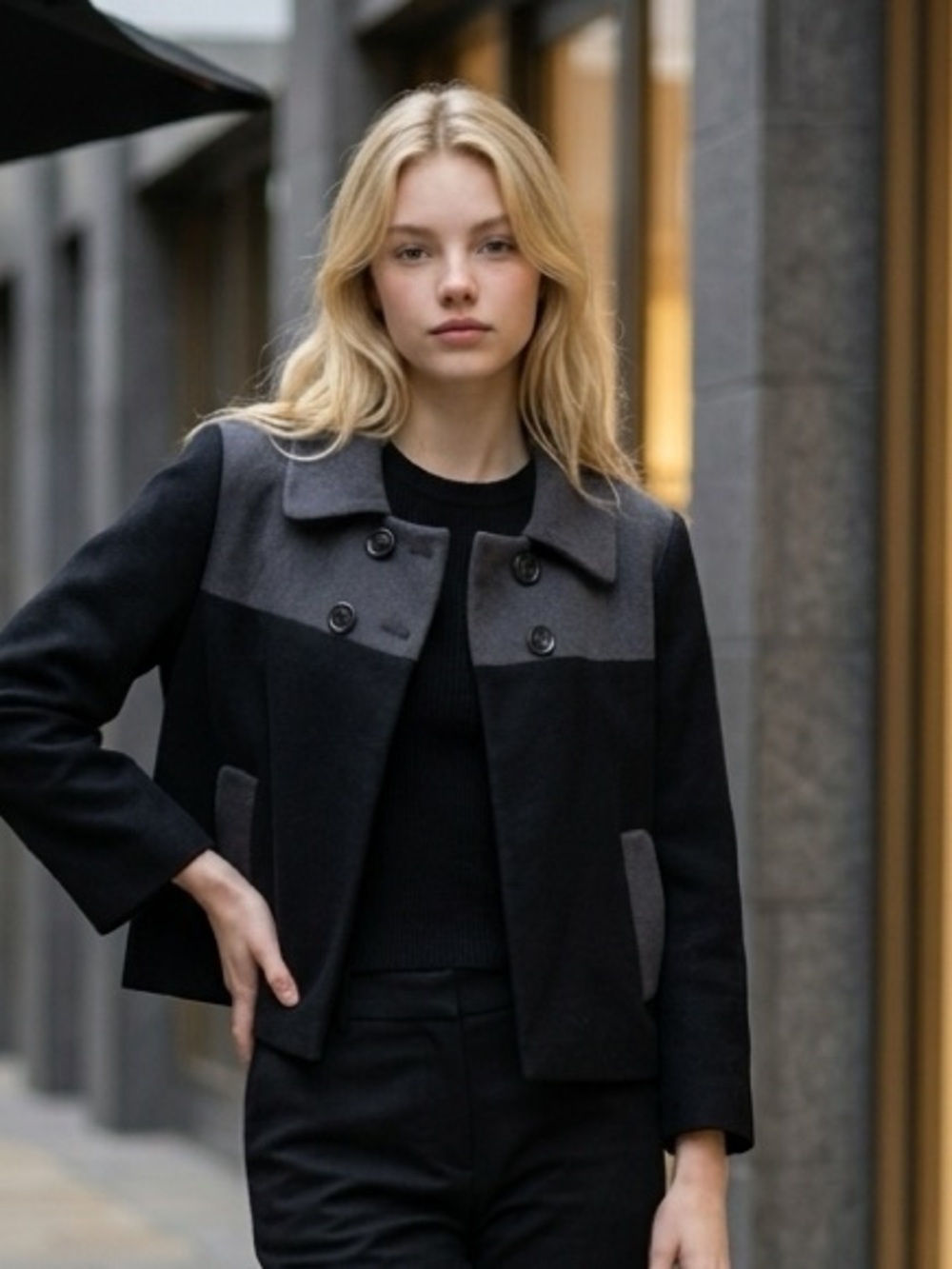 Chic Two-Tone Black & Charcoal Cropped Jacket Larry Levine